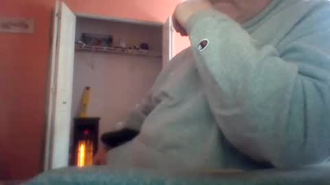 Snapshot of tomcat4848 chatting on 05/11/26, 04:15 tomcat4848 online show from 05/11/26, 04:15