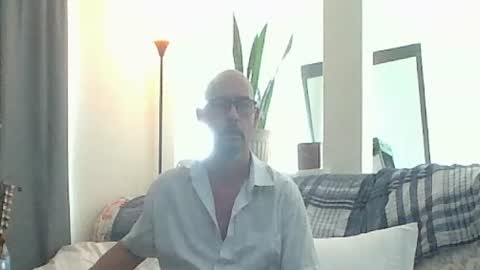 Snapshot of tomcatsawyer chatting on 06/14/26, 12:07 sirmuggsalot online show from 06/14/26, 12:07
