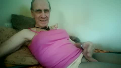 Snapshot of tomislav321 chatting on 04/20/26, 12:19 tomislav321 online show from 04/20/26, 12:19