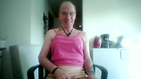 Snapshot of tomislav321 chatting on 04/27/26, 03:54 tomislav321 online show from 04/27/26, 03:54