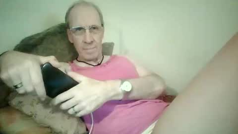 Snapshot of tomislav321 chatting on 05/10/26, 04:12 tomislav321 online show from 05/10/26, 04:12