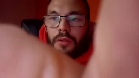 Snapshot of tomlaw1991 chatting on 09/13/25, 02:06 tomlaw1991 online show from 09/13/25, 02:06