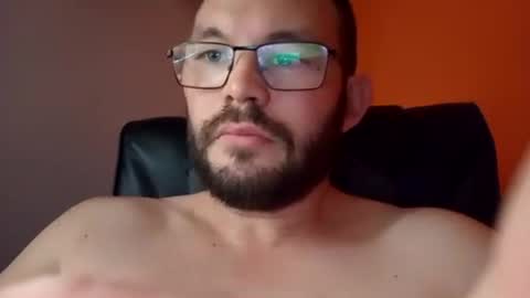 Snapshot of tomlaw1991 chatting on 09/14/25, 11:20 tomlaw1991 online show from 09/14/25, 11:20