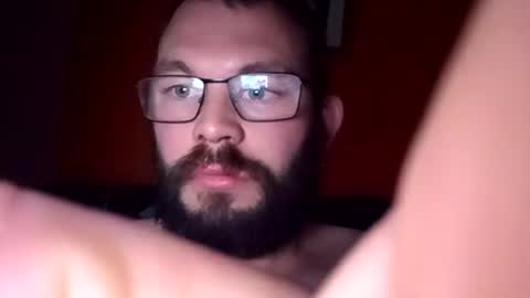 Snapshot of tomlaw1991 chatting on 10/17/25, 04:42 tomlaw1991 online show from 10/17/25, 04:42