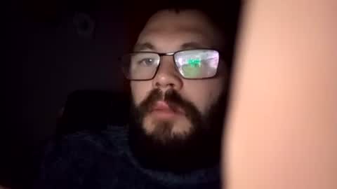 Snapshot of tomlaw1991 chatting on 10/21/25, 09:37 tomlaw1991 online show from 10/21/25, 09:37