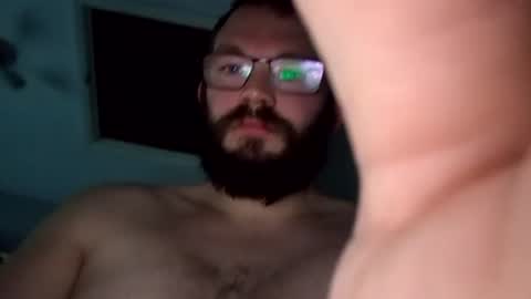 Snapshot of tomlaw1991 chatting on 10/25/25, 04:02 tomlaw1991 online show from 10/25/25, 04:02