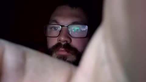 Snapshot of tomlaw1991 chatting on 10/27/25, 05:06 tomlaw1991 online show from 10/27/25, 05:06