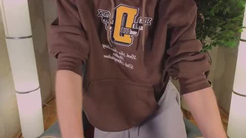 Tommie online show from 02/28/25, 05:26