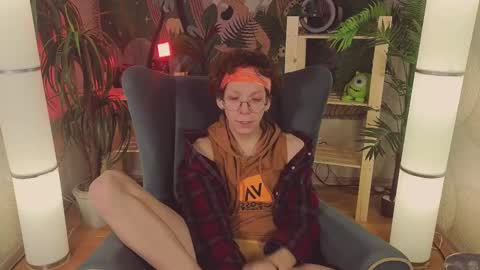 Tommie online show from 03/05/25, 06:01