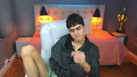 Tommy  online show from 03/07/25, 06:35