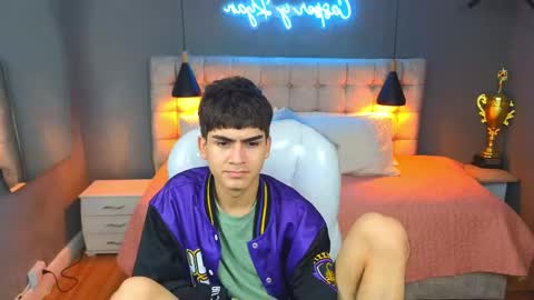 Tommy  online show from 03/09/25, 06:50