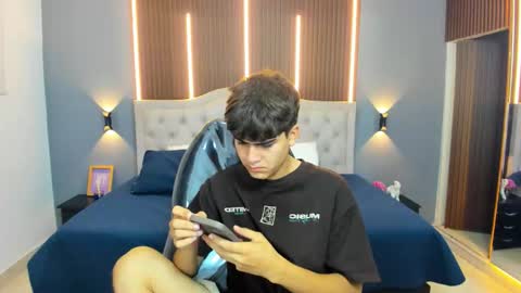 Tommy  online show from 11/15/25, 03:37