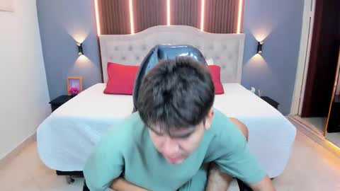 Tommy  online show from 01/07/26, 03:20