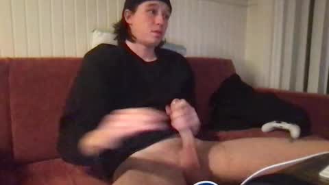 Snapshot of tommy8hardcock chatting on 12/15/25, 02:05 tommy8hardcock online show from 12/15/25, 02:05