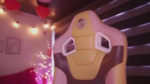 Blue  online show from 02/27/25, 01:07