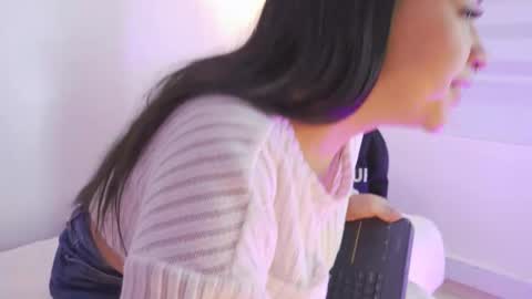 Blue  online show from 12/18/25, 01:50