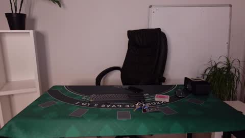 Snapshot of tommy_burnzzz chatting on 12/15/24, 04:07 tommy burnzzz online show from 12/15/24, 04:07