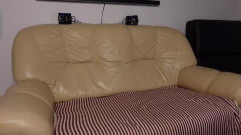 Snapshot of tommy_burnzzz chatting on 12/17/24, 02:01 tommy burnzzz online show from 12/17/24, 02:01