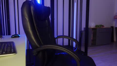 Snapshot of tommy_burnzzz chatting on 01/10/25, 02:46 tommy burnzzz online show from 01/10/25, 02:46