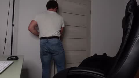 Snapshot of tommy_burnzzz chatting on 01/14/25, 02:40 tommy burnzzz online show from 01/14/25, 02:40