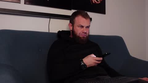 Snapshot of tommy_burnzzz chatting on 01/29/25, 09:33 tommy burnzzz online show from 01/29/25, 09:33