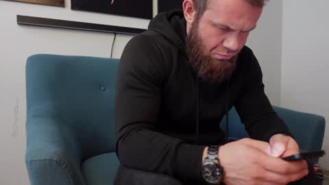 Snapshot of tommy_burnzzz chatting on 02/12/25, 08:49 tommy burnzzz online show from 02/12/25, 08:49