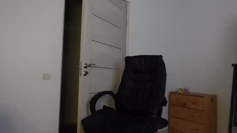 Snapshot of tommy_burnzzz chatting on 03/12/25, 09:02 tommy burnzzz online show from 03/12/25, 09:02