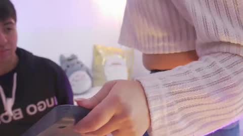 Tommy y butter  online show from 12/18/25, 01:50