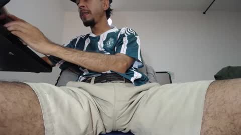   Thomas    online show from 02/22/25, 12:40