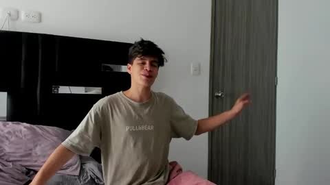   online show from 02/06/25, 02:15