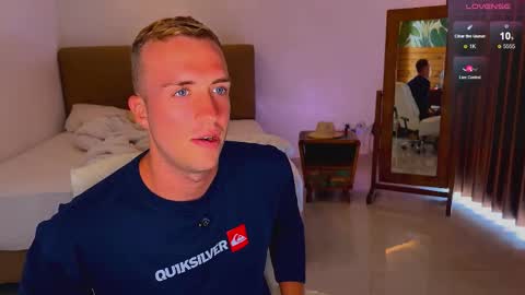 Tommy online show from 11/06/25, 03:18