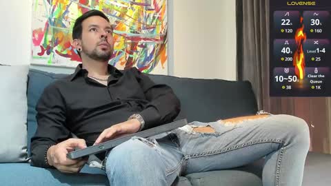 tommy_raym0ndg online show from 12/18/24, 07:52