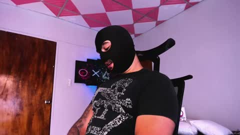 tommy_sccott online show from 12/20/24, 04:42