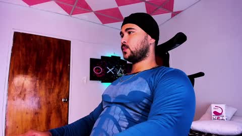 tommy_sccott online show from 12/26/24, 03:16