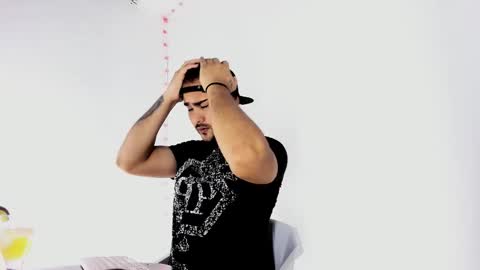 tommy_sccott online show from 09/14/25, 10:42