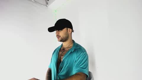 tommy_sccott online show from 09/28/25, 10:37