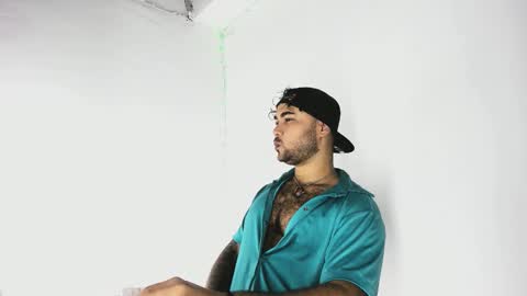 tommy_sccott online show from 10/13/25, 10:43