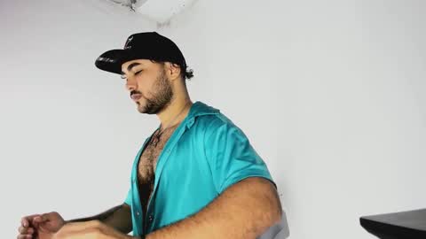 tommy_sccott online show from 11/06/25, 10:21