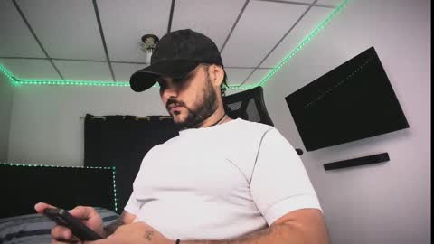 tommy_sccott online show from 02/15/26, 09:22