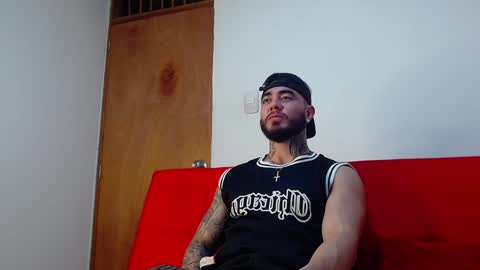 Snapshot of tommyblessd1 chatting on 01/31/25, 10:10 Steven online show from 01/31/25, 10:10