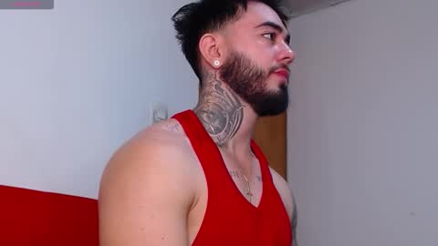 Snapshot of tommyblessd1 chatting on 10/01/25, 05:46 Steven online show from 10/01/25, 05:46