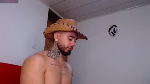 Snapshot of tommyblessd1 chatting on 11/12/25, 07:20 Steven online show from 11/12/25, 07:20