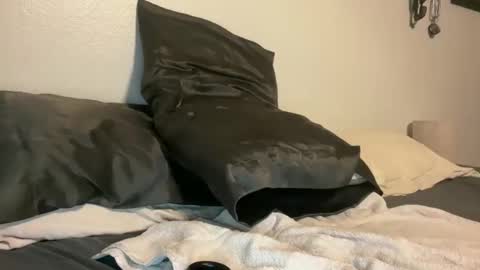 tommygunzsolo online show from 12/14/24, 03:47