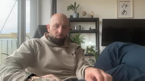 Thomas Fit online show from 10/24/25, 07:05