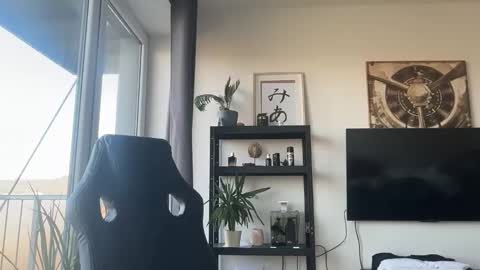 Thomas Fit online show from 11/07/25, 08:58