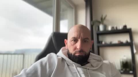 Thomas Fit online show from 02/21/26, 02:40