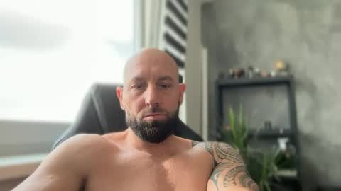 Thomas Fit online show from 07/12/26, 07:43