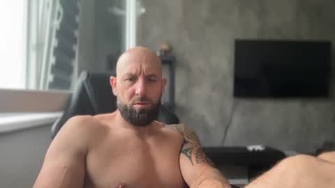 Thomas Fit online show from 07/17/26, 05:47