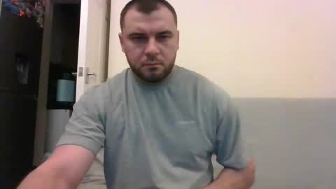 Snapshot of tommyy19901 chatting on 01/12/25, 06:16 tommyy19901 online show from 01/12/25, 06:16