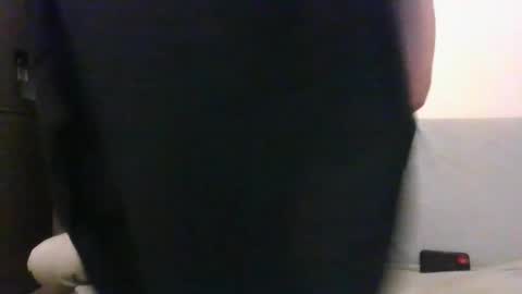 Snapshot of tommyy19901 chatting on 02/07/25, 05:51 tommyy19901 online show from 02/07/25, 05:51